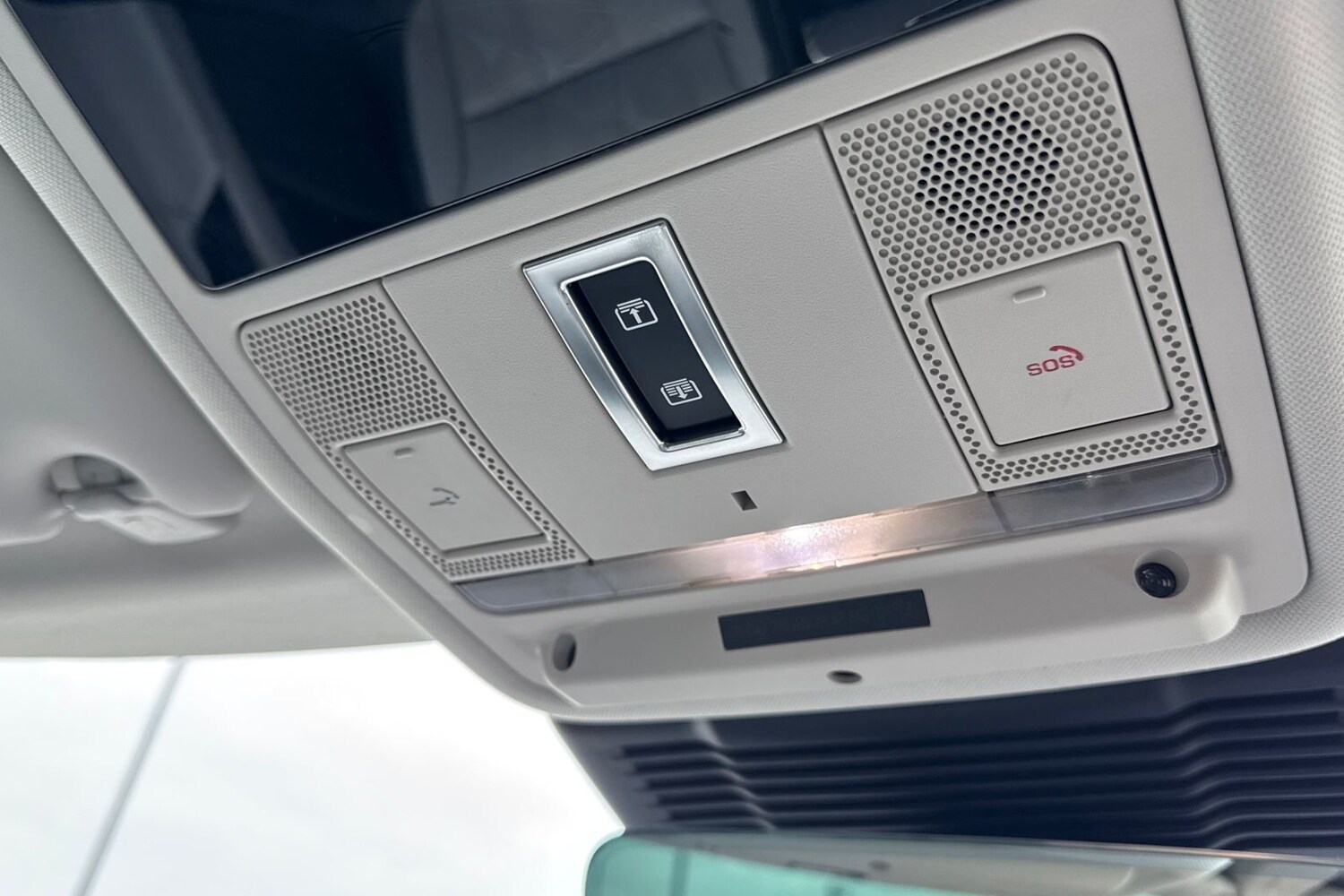 Used Land Rover Range Rover Evoque 2025 for sale - 76102142: Photo 23