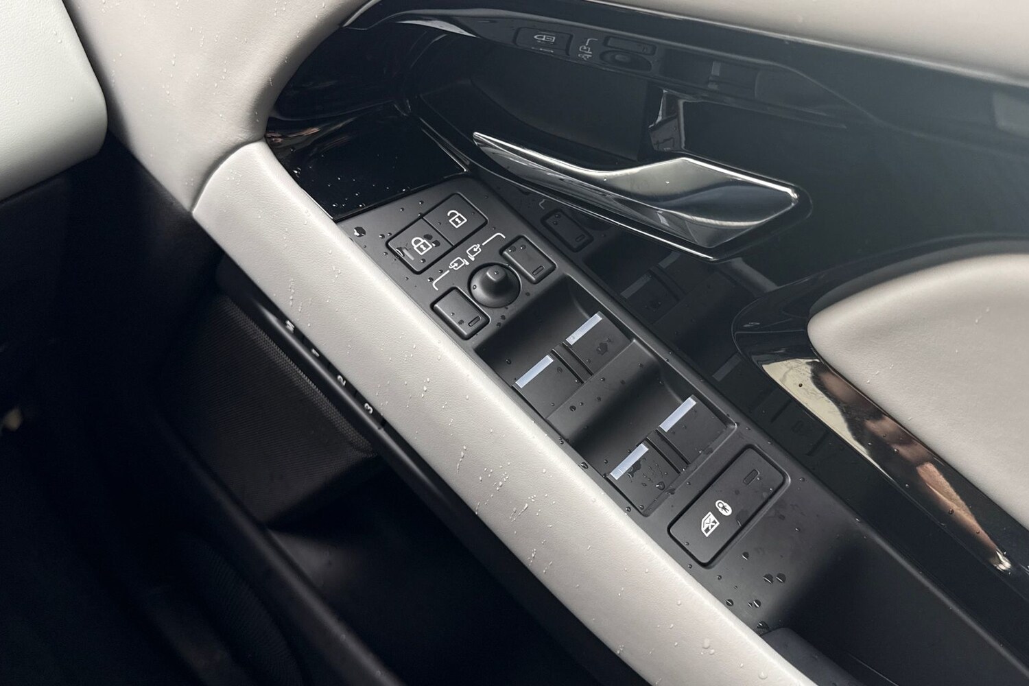 Used Land Rover Range Rover Evoque 2025 for sale - 76353106: Photo 26