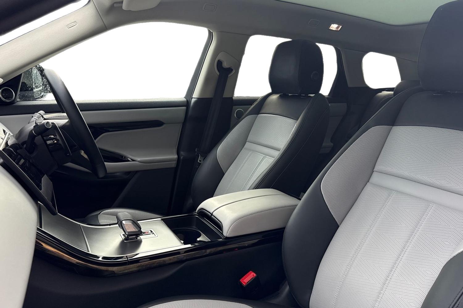 Used Land Rover Range Rover Evoque 2025 for sale - 76353106: Photo 3