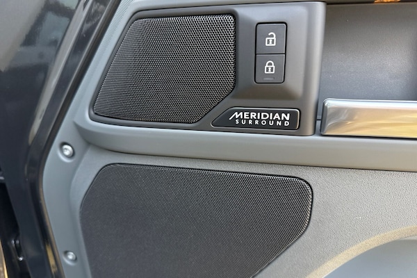 Used Land Rover Defender 110 2025 for sale - 75524923: Photo 27
