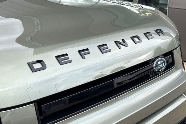 Used Land Rover Defender 90 2024 for sale - 75786479: Photo 34