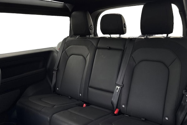 Used Land Rover Defender 90 2024 for sale - 75786479: Photo 4