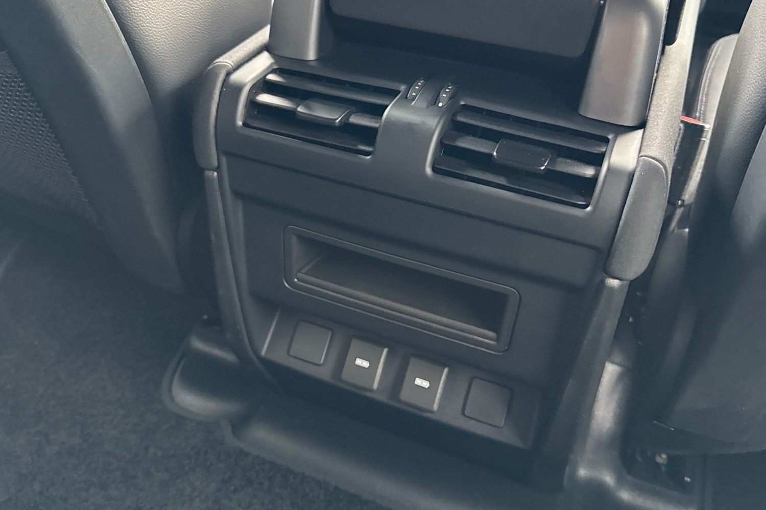 Used Land Rover Defender 110 2023 for sale - 76836365: Photo 19