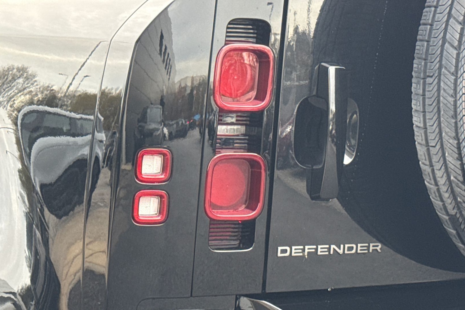 Used Land Rover Defender 110 2023 for sale - 76836365: Photo 20