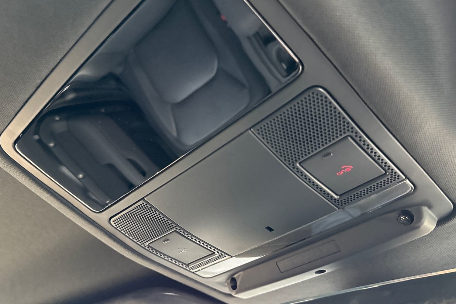 Used Land Rover Defender 110 2023 for sale - 76836365: Photo 24