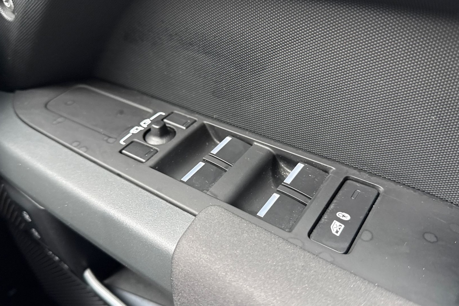 Used Land Rover Defender 110 2023 for sale - 76836365: Photo 26