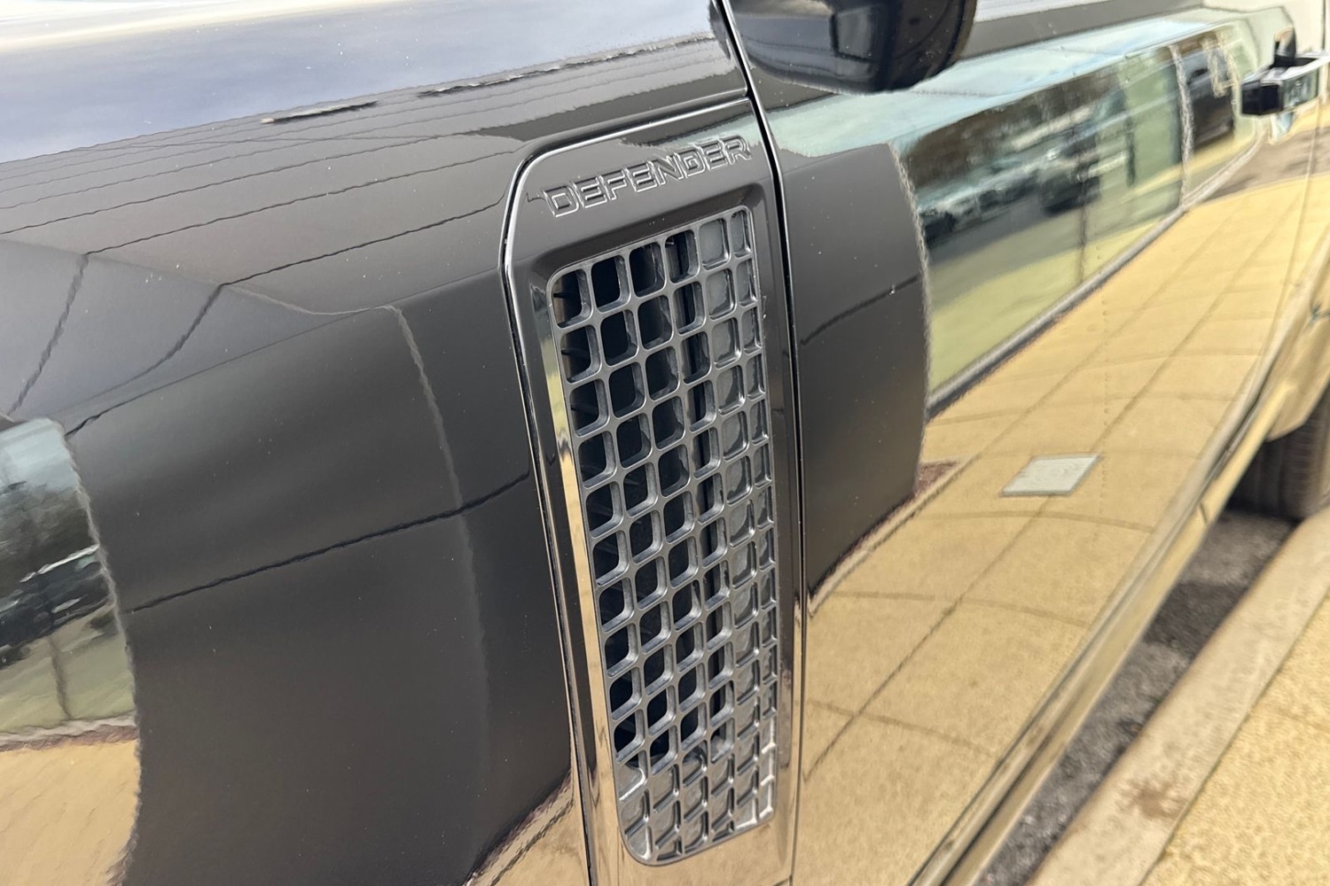 Used Land Rover Defender 110 2023 for sale - 76836365: Photo 29