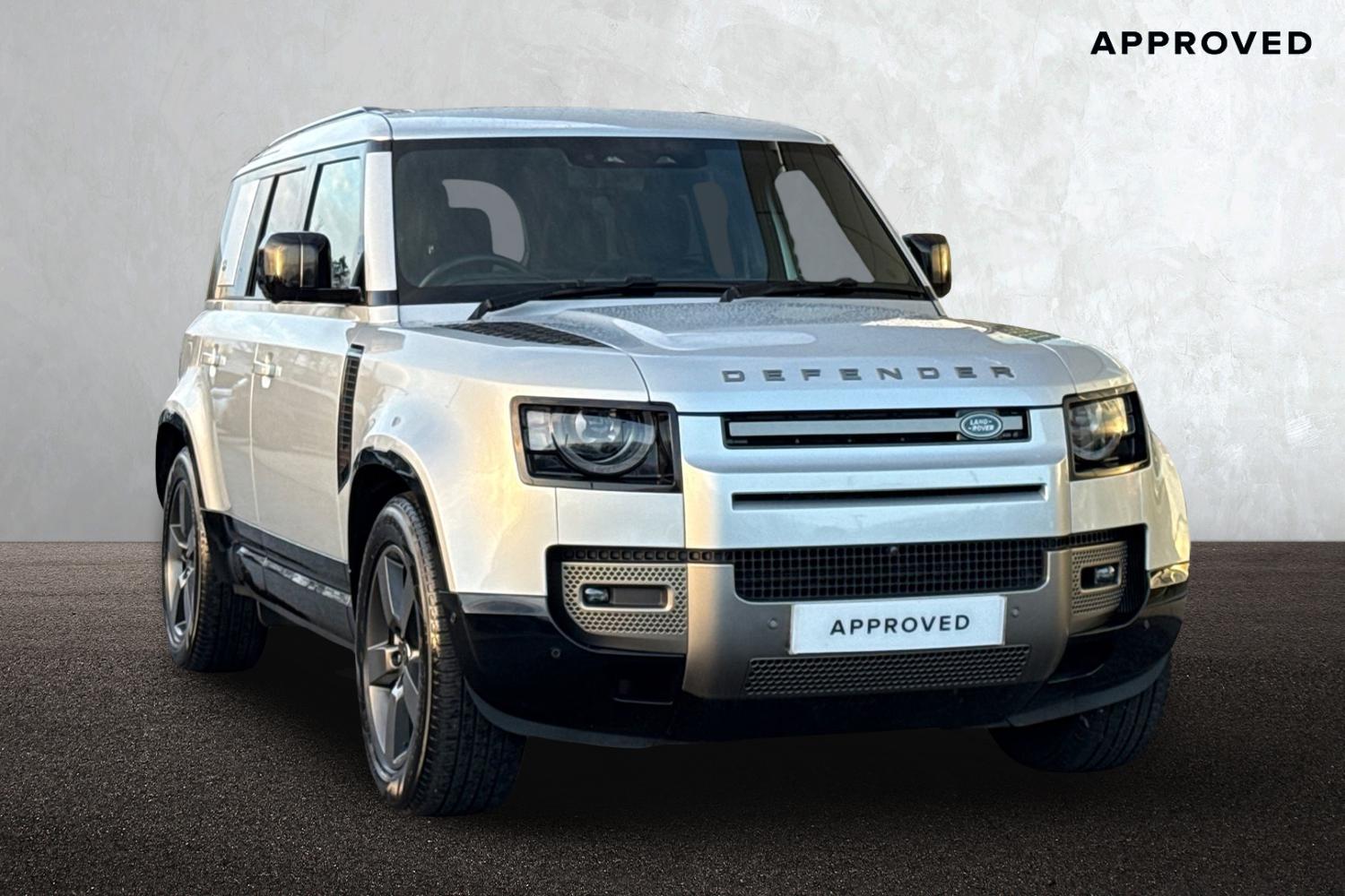 Used Land Rover Defender 2024 for sale - 76902571: Photo 1