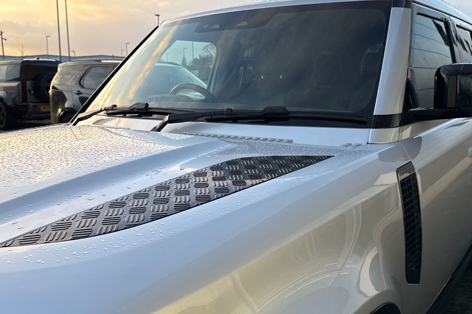 Used Land Rover Defender 2024 for sale - 76902571: Photo 21