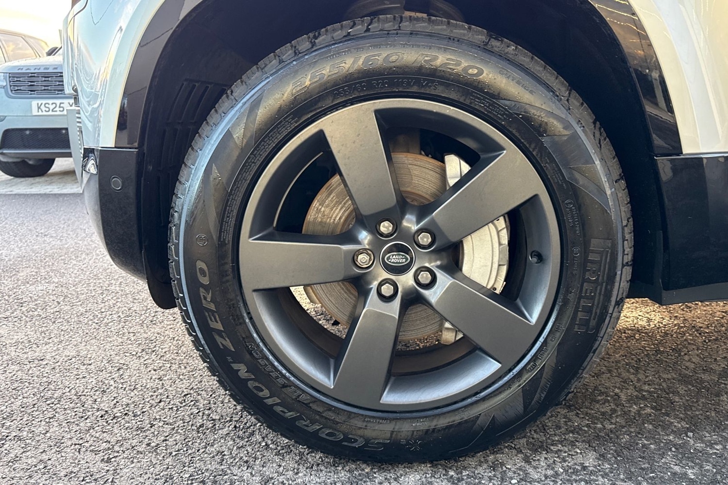 Used Land Rover Defender 2024 for sale - 76902571: Photo 37