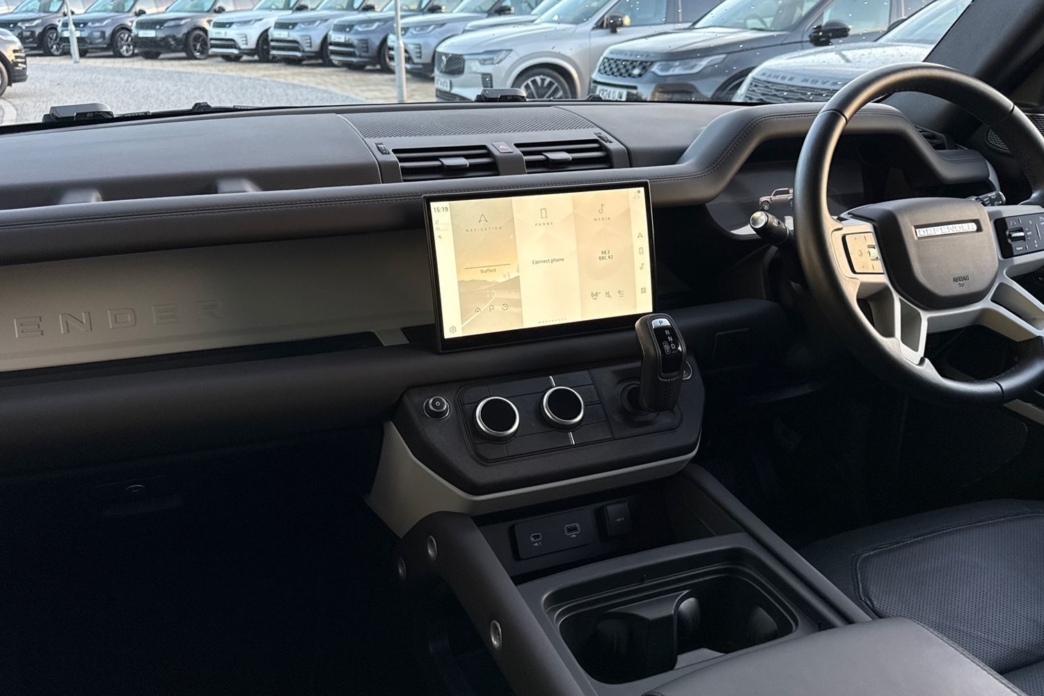 Used Land Rover Defender 2024 for sale - 76902571: Photo 41