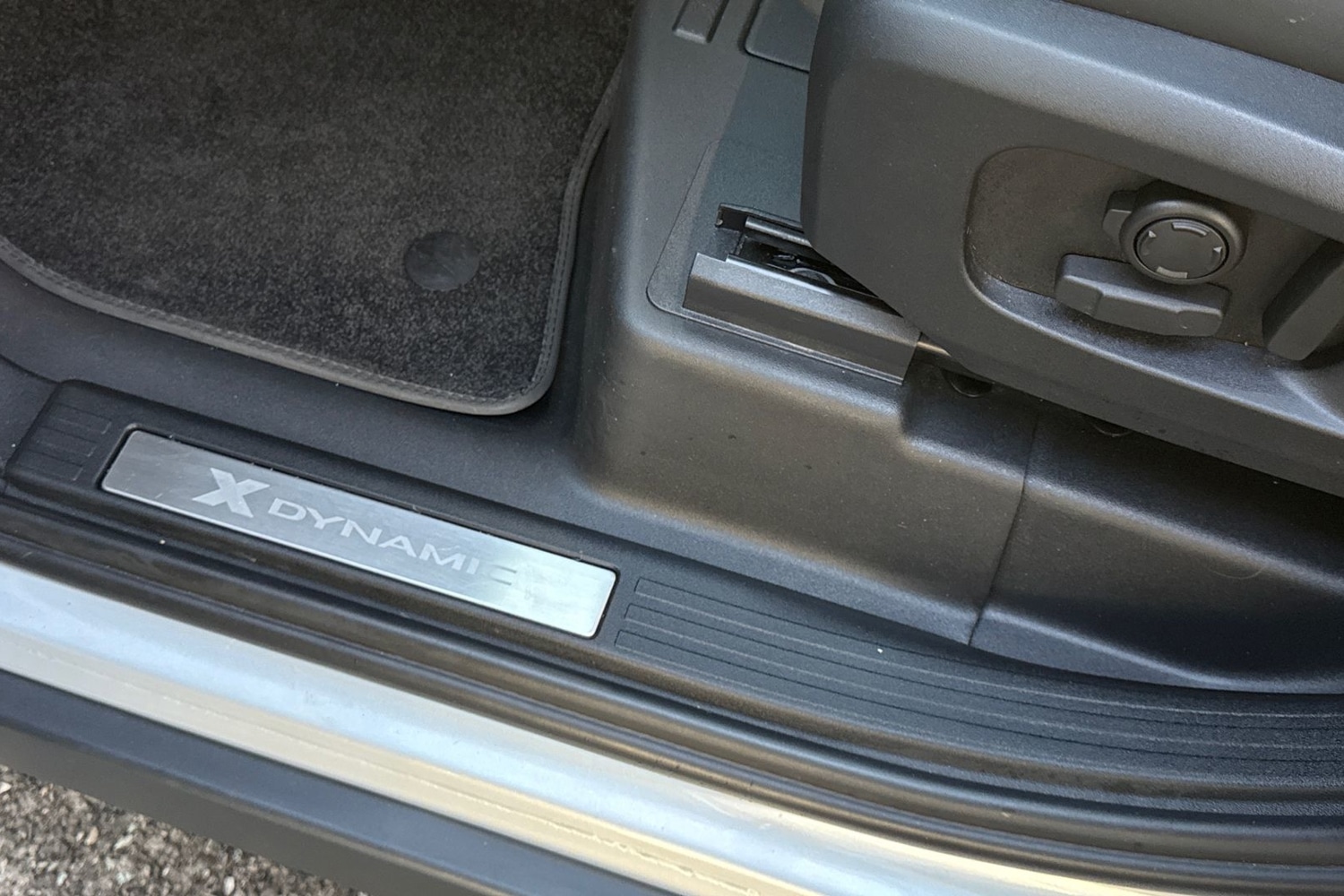 Used Land Rover Defender 2024 for sale - 76902571: Photo 43