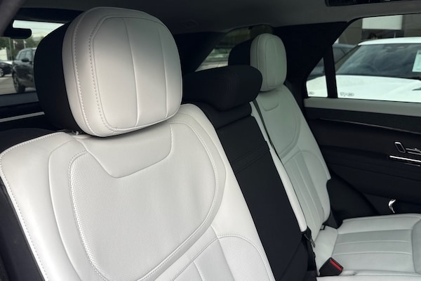 Used Land Rover Range Rover Sport 2023 for sale - 76128395: Photo 35