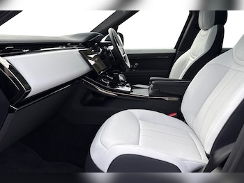 Used Land Rover Range Rover Sport 2023 for sale - 76128395: Photo 3