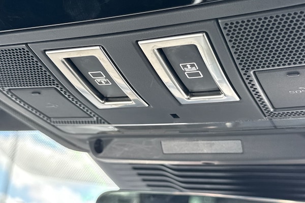 Used Land Rover Discovery 2024 for sale - 75745223: Photo 23