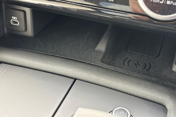 Used Land Rover Discovery 2024 for sale - 75745223: Photo 32