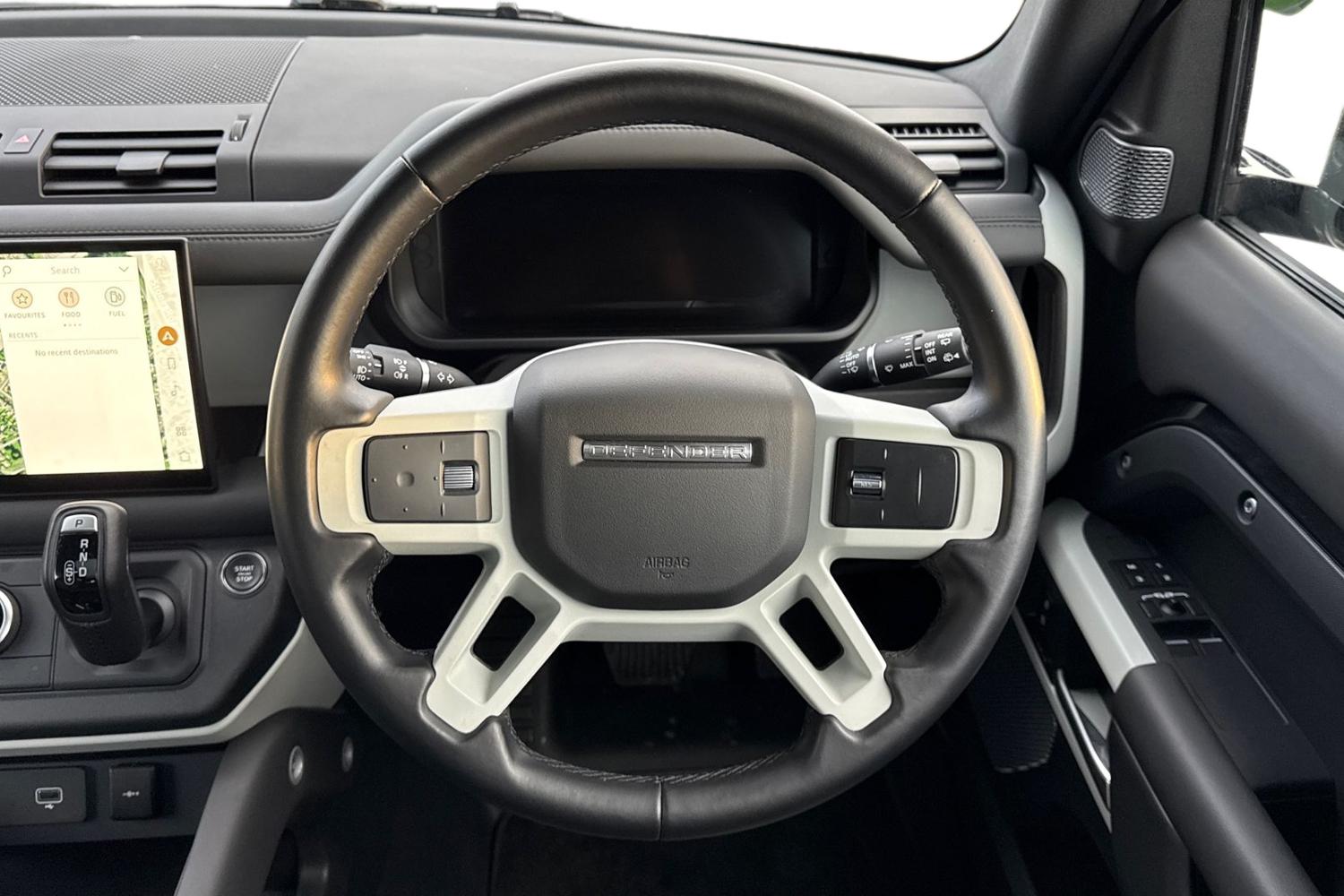 Used Land Rover Defender 2024 for sale - 77194810: Photo 16