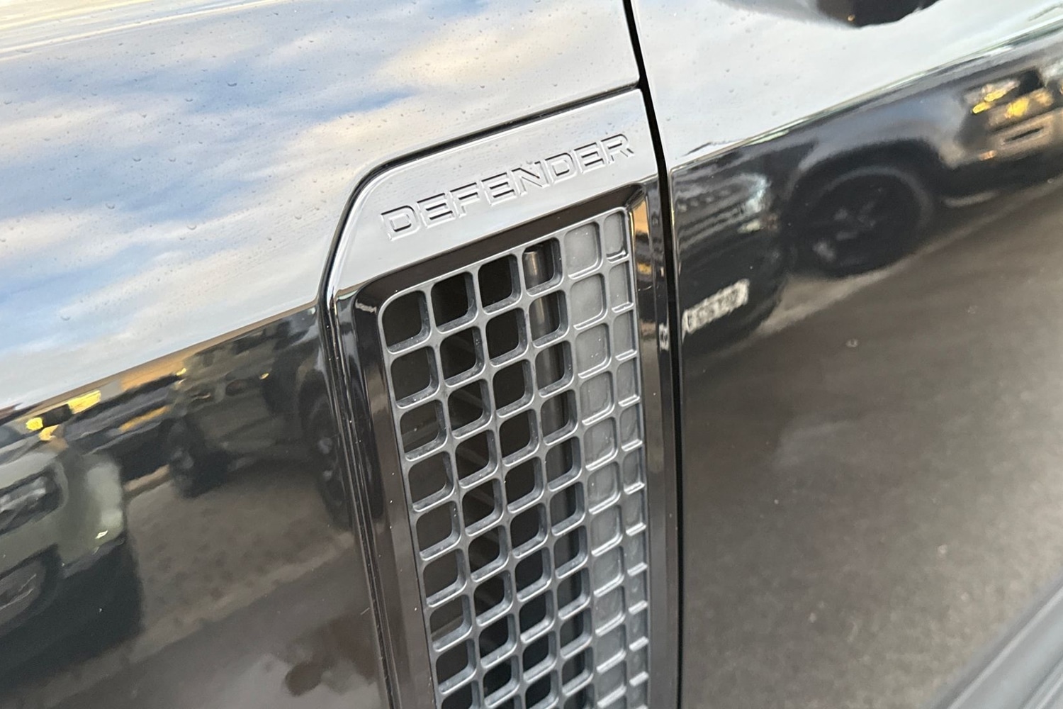 Used Land Rover Defender 2024 for sale - 77194810: Photo 36