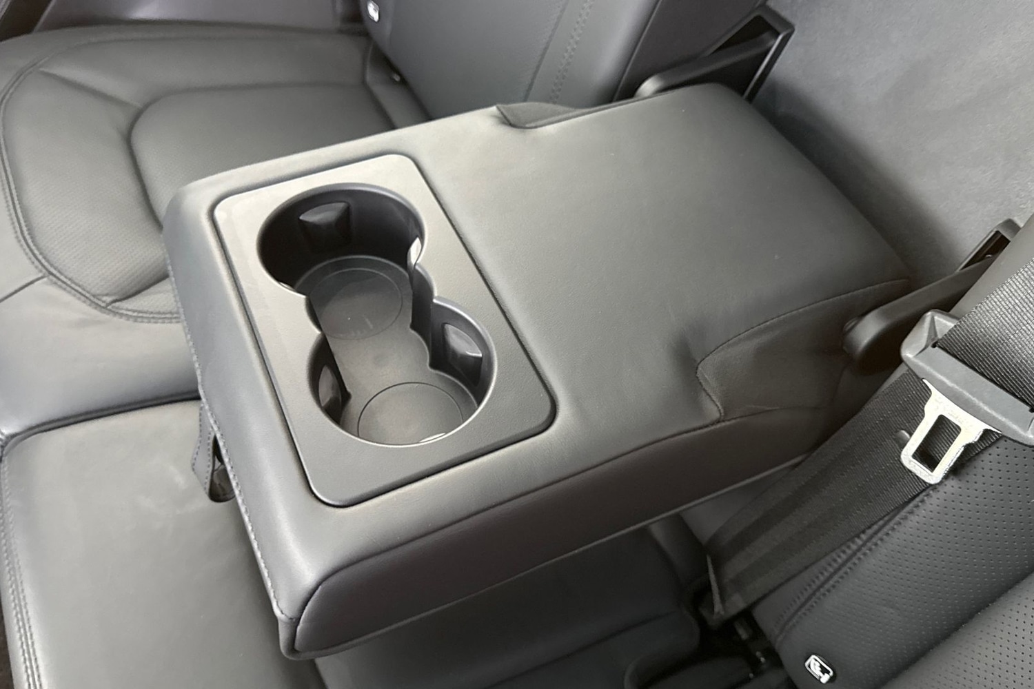 Used Land Rover Defender 2024 for sale - 77194810: Photo 40