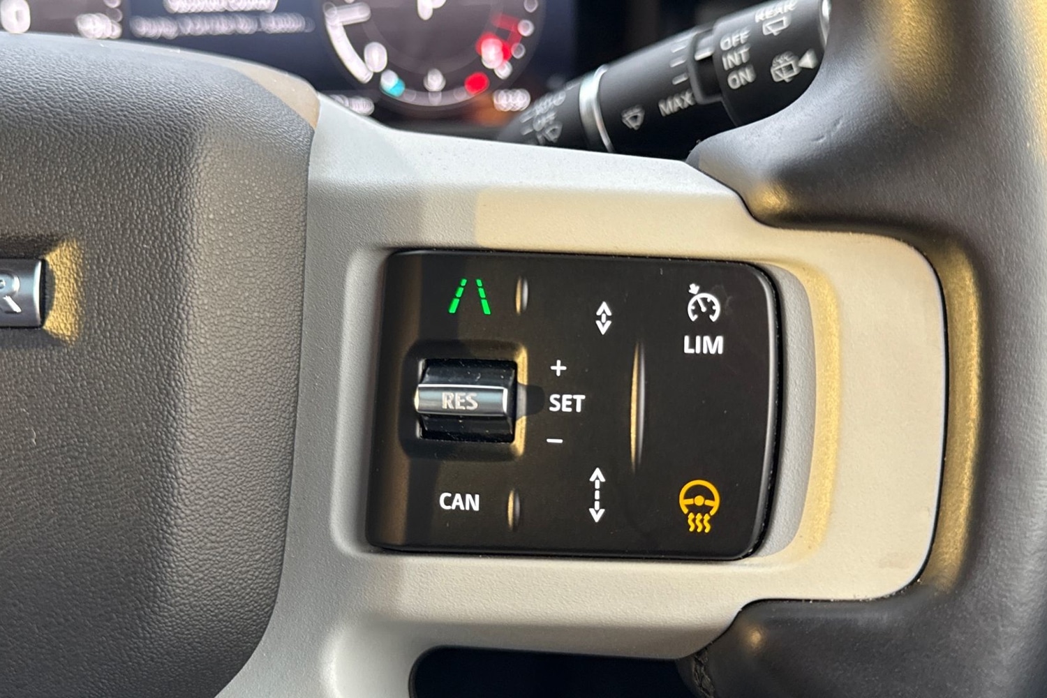 Used Land Rover Defender 2024 for sale - 77194810: Photo 45