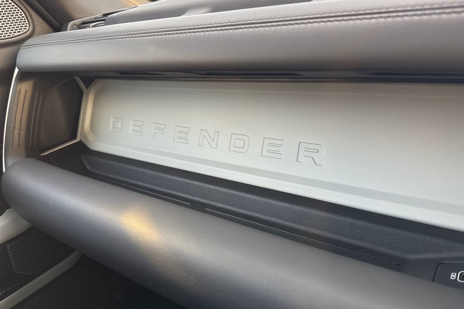 Used Land Rover Defender 2024 for sale - 77194810: Photo 49