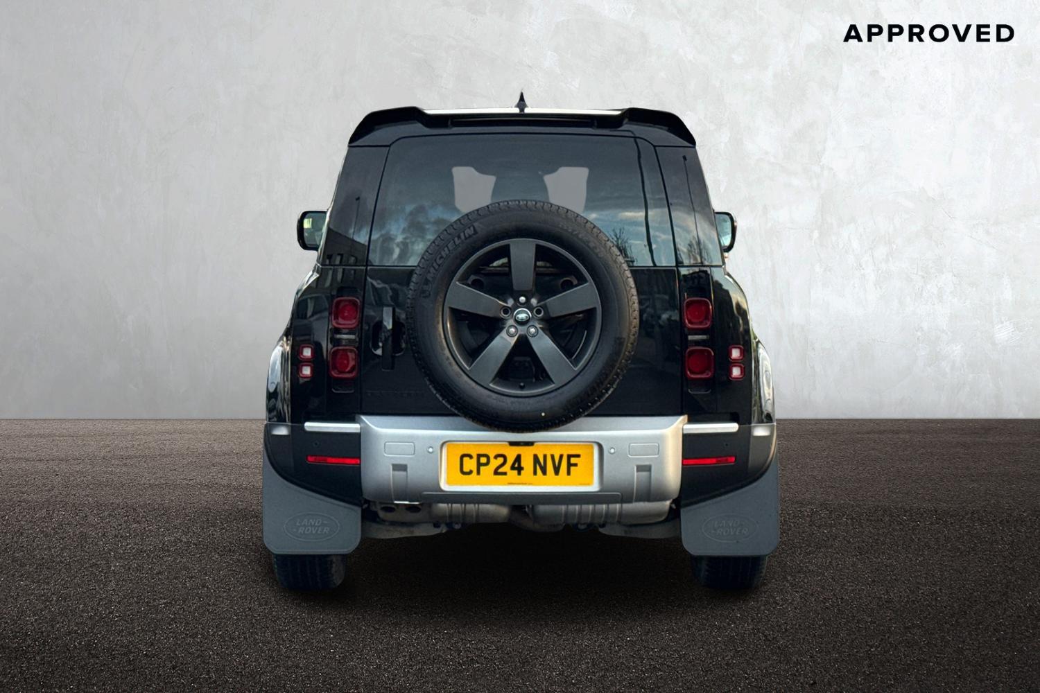 Used Land Rover Defender 2024 for sale - 77194810: Photo 7