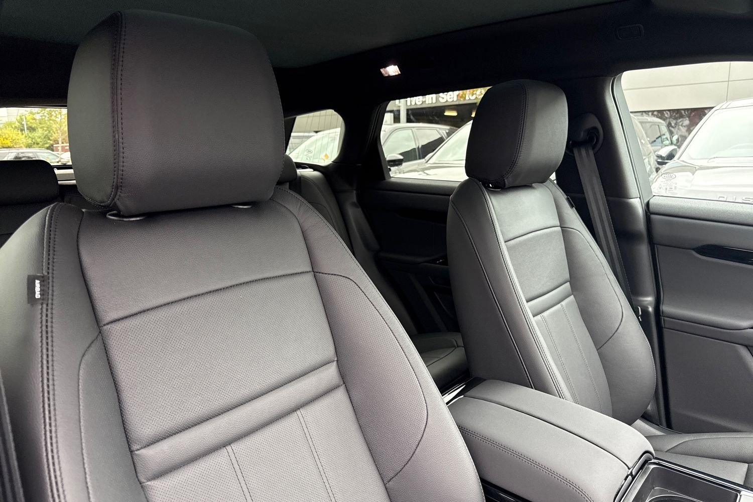 Used Land Rover Range Rover Evoque 2025 for sale - 76274584: Photo 10