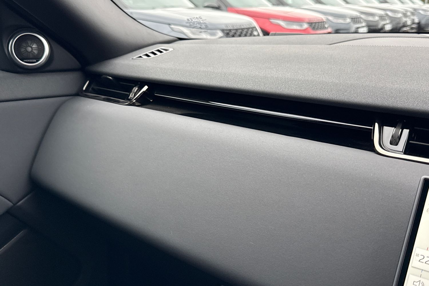 Used Land Rover Range Rover Evoque 2025 for sale - 76274584: Photo 59