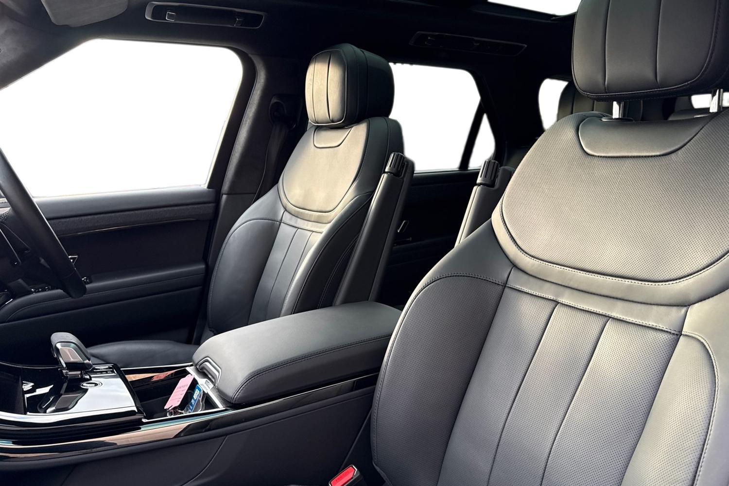 Used Land Rover Range Rover Sport 2025 for sale - 77051515: Photo 3