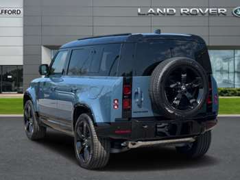 Used Land Rover Defender 110 2025 for sale - 74050032: Photo