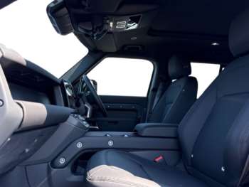 Used Land Rover Defender 110 2025 for sale - 74050032: Photo