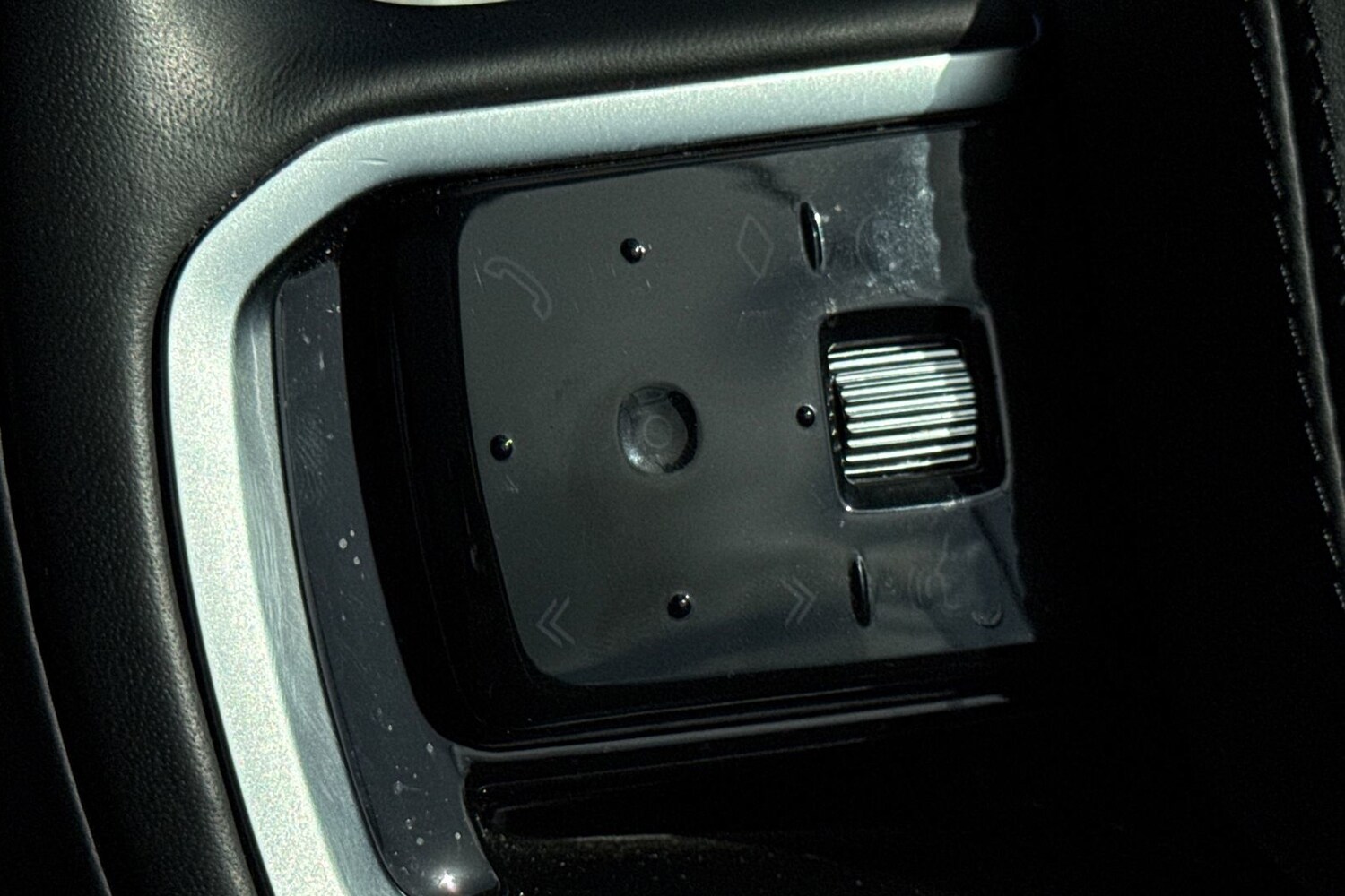 Used Land Rover Discovery Sport 2024 for sale - 76065128: Photo 31