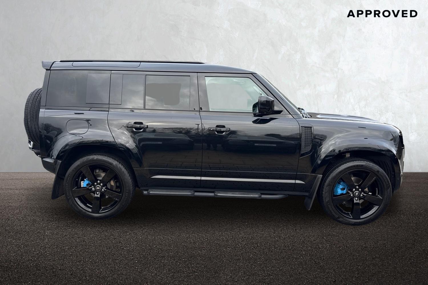 Used Land Rover Defender 110 2024 for sale - 77399691: Photo 5