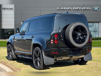 Used Land Rover Defender 110 2025 for sale - 75525088: Photo