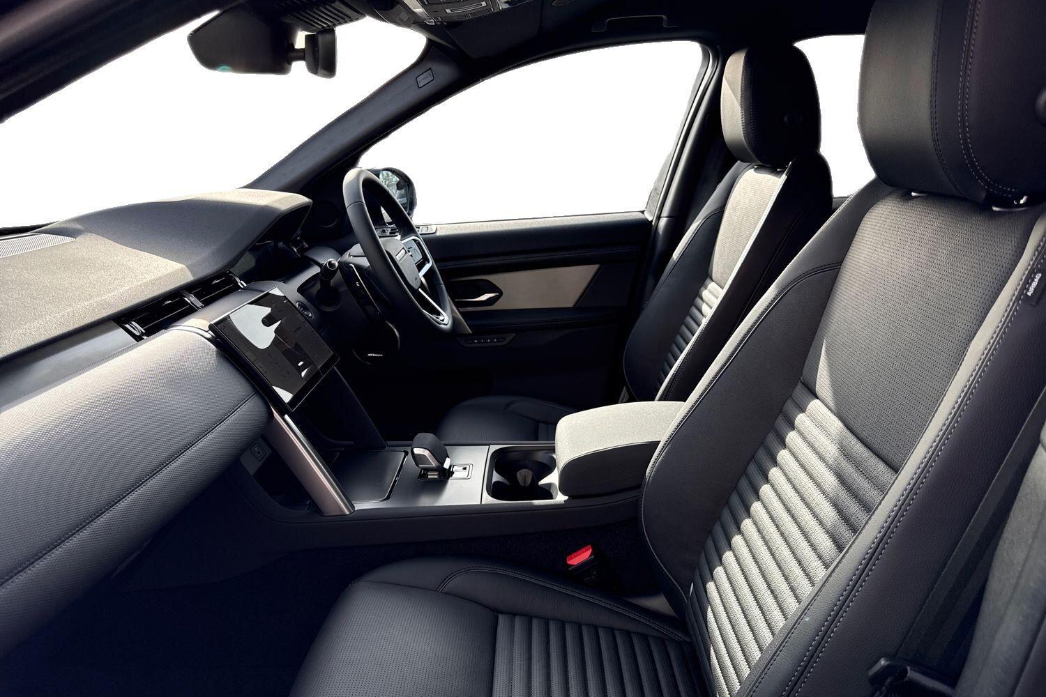 Used Land Rover Discovery Sport 2025 for sale - 76558214: Photo 3