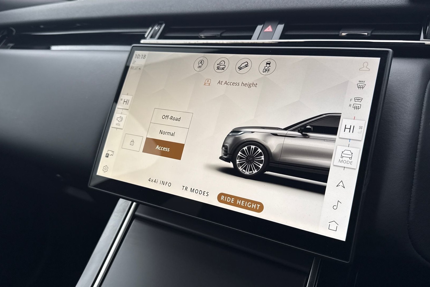 Used Land Rover Range Rover Velar 2024 for sale - 77199422: Photo 40