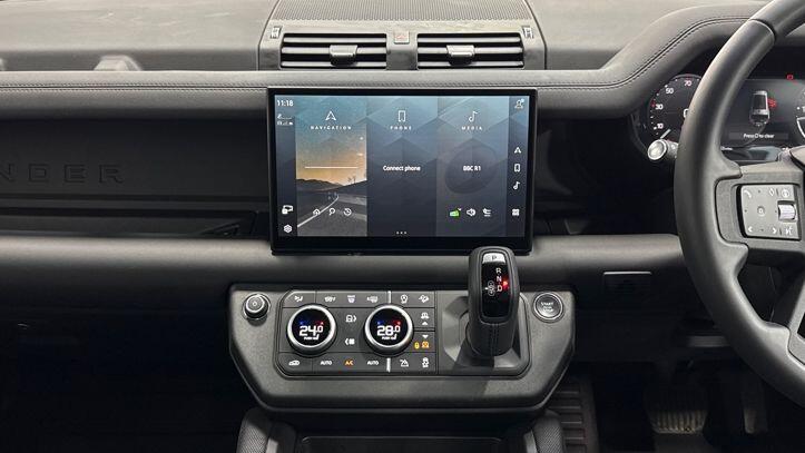 Used Land Rover Defender 2024 for sale - 77654323: Photo 14