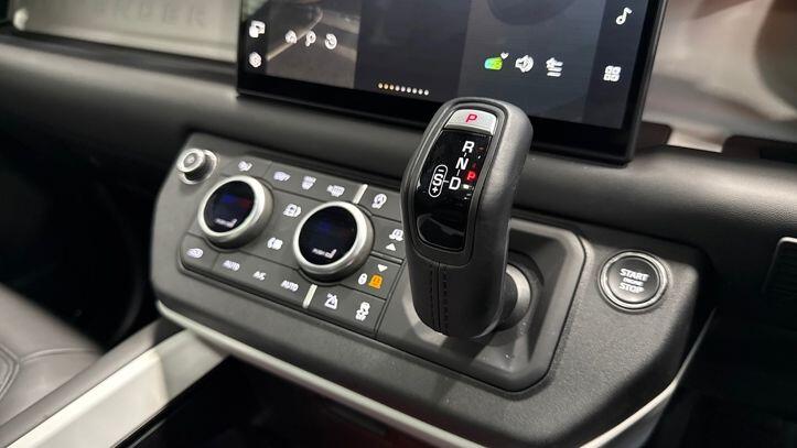 Used Land Rover Defender 110 2024 for sale - 77287193: Photo 13