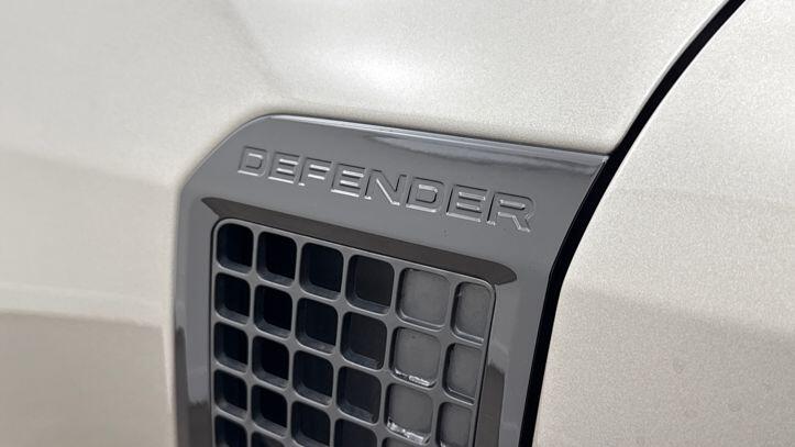 Used Land Rover Defender 110 2024 for sale - 77287193: Photo 19