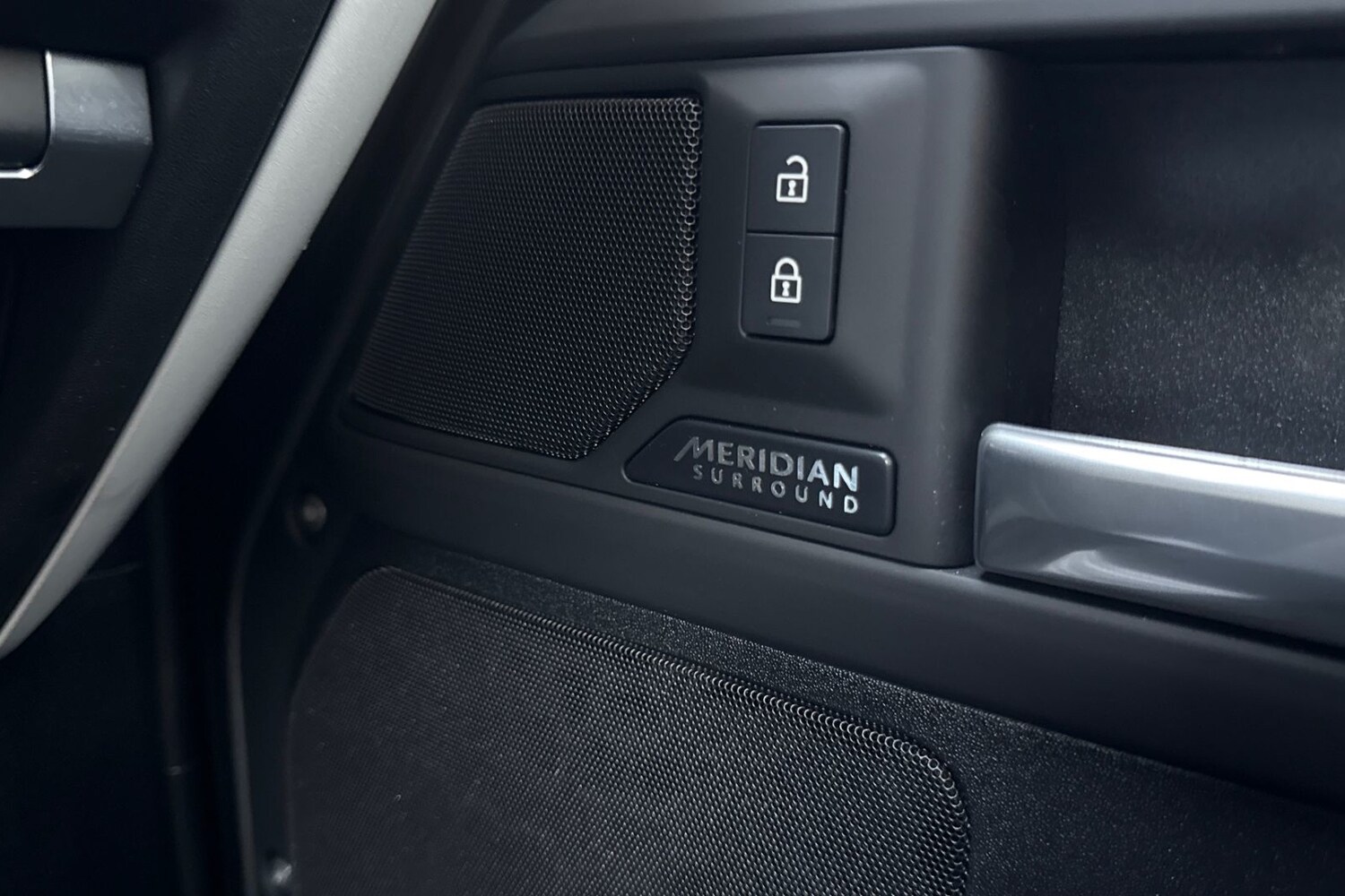 Used Land Rover Defender 110 2024 for sale - 77287193: Photo 25