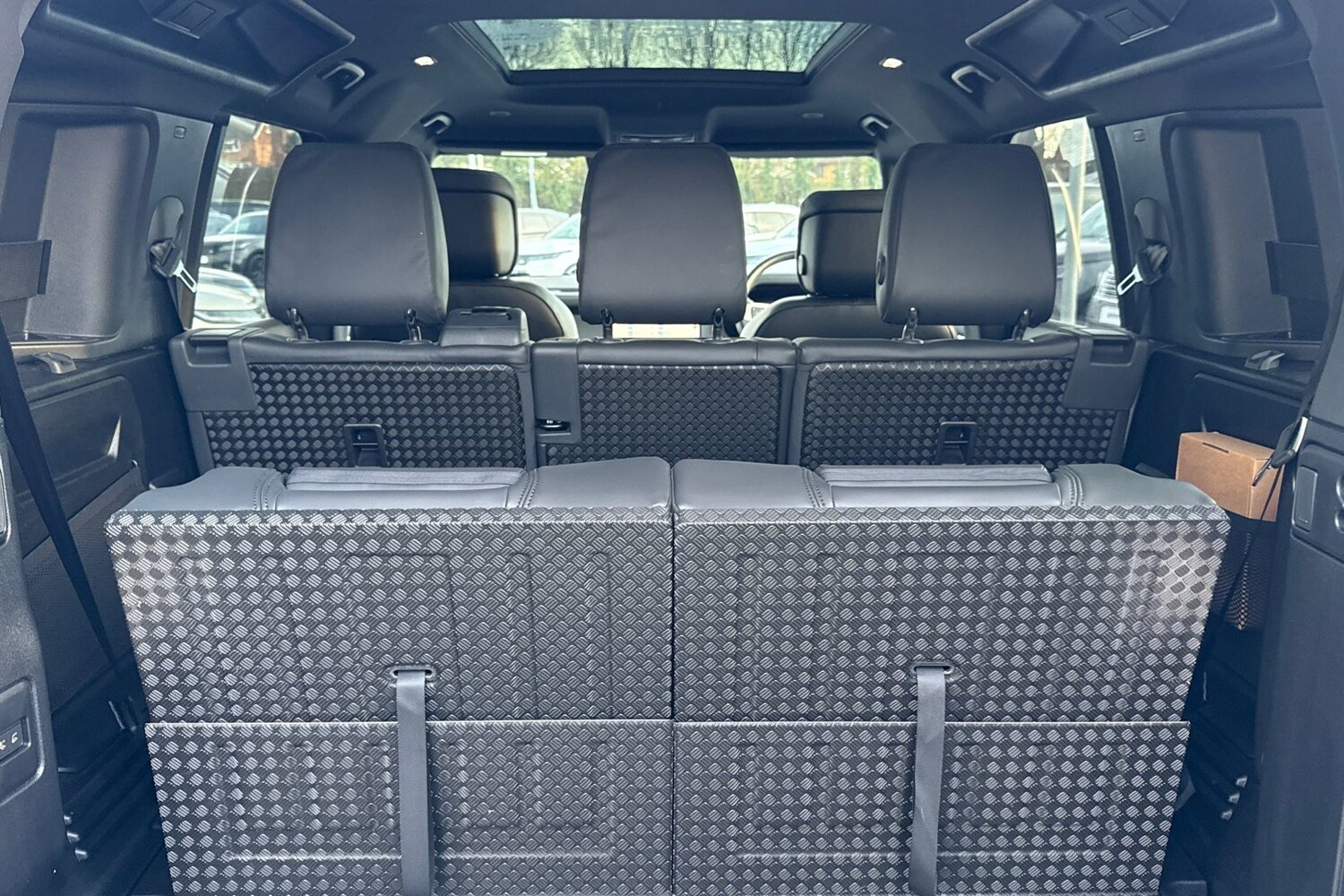 Used Land Rover Defender 110 2024 for sale - 77287193: Photo 31