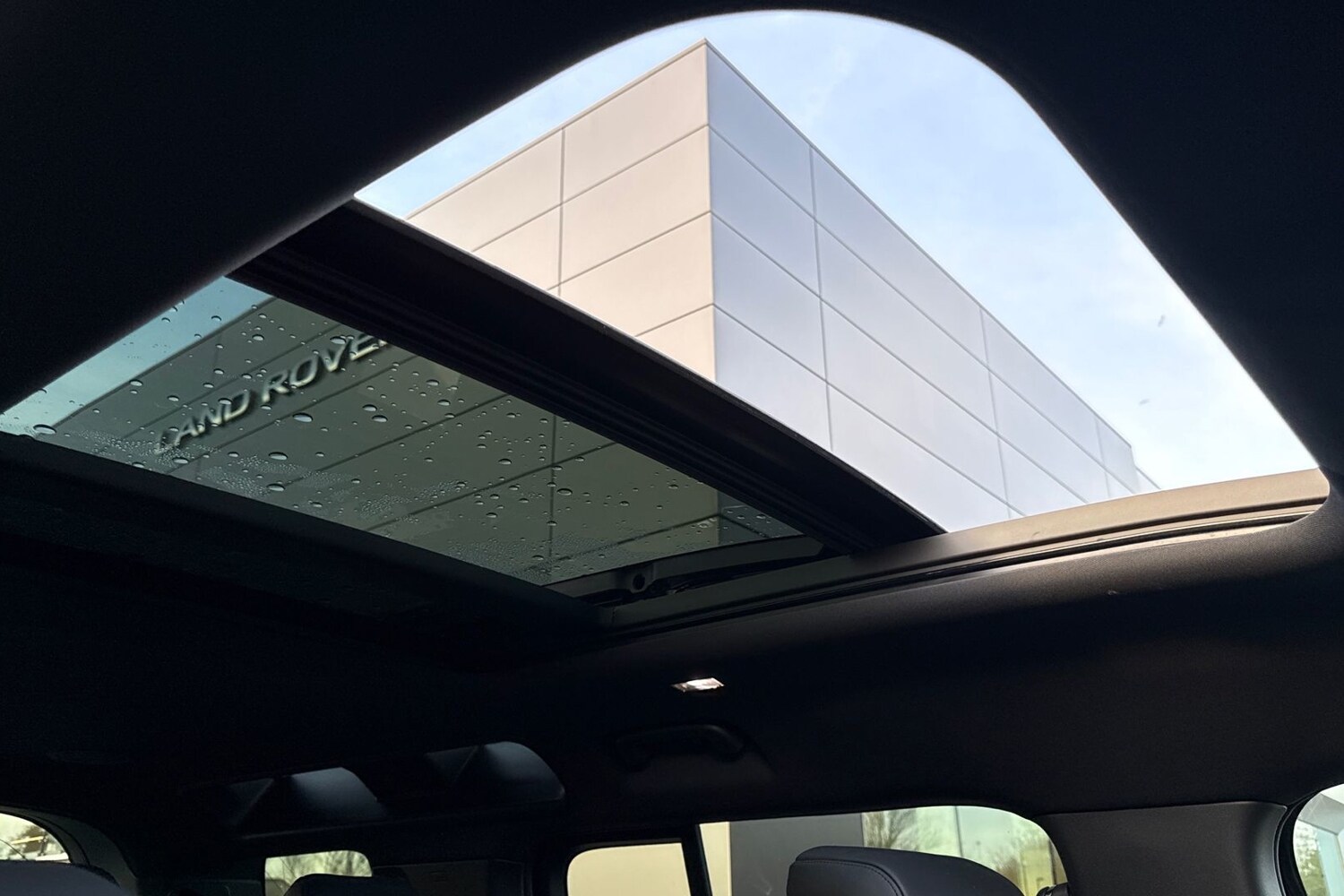 Used Land Rover Defender 110 2024 for sale - 77287193: Photo 32