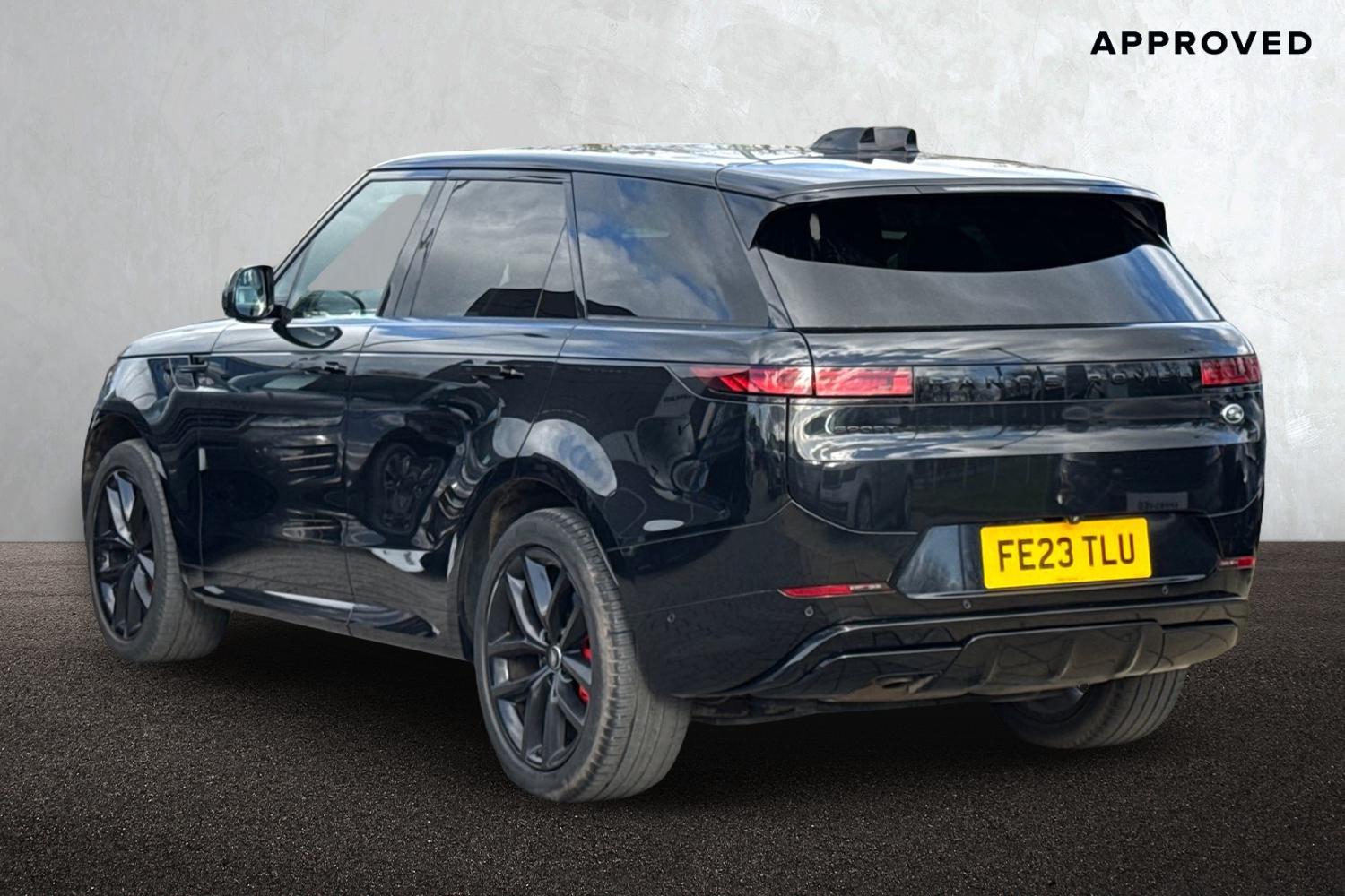 Used Land Rover Range Rover Sport 2023 for sale - 77842797: Photo 2