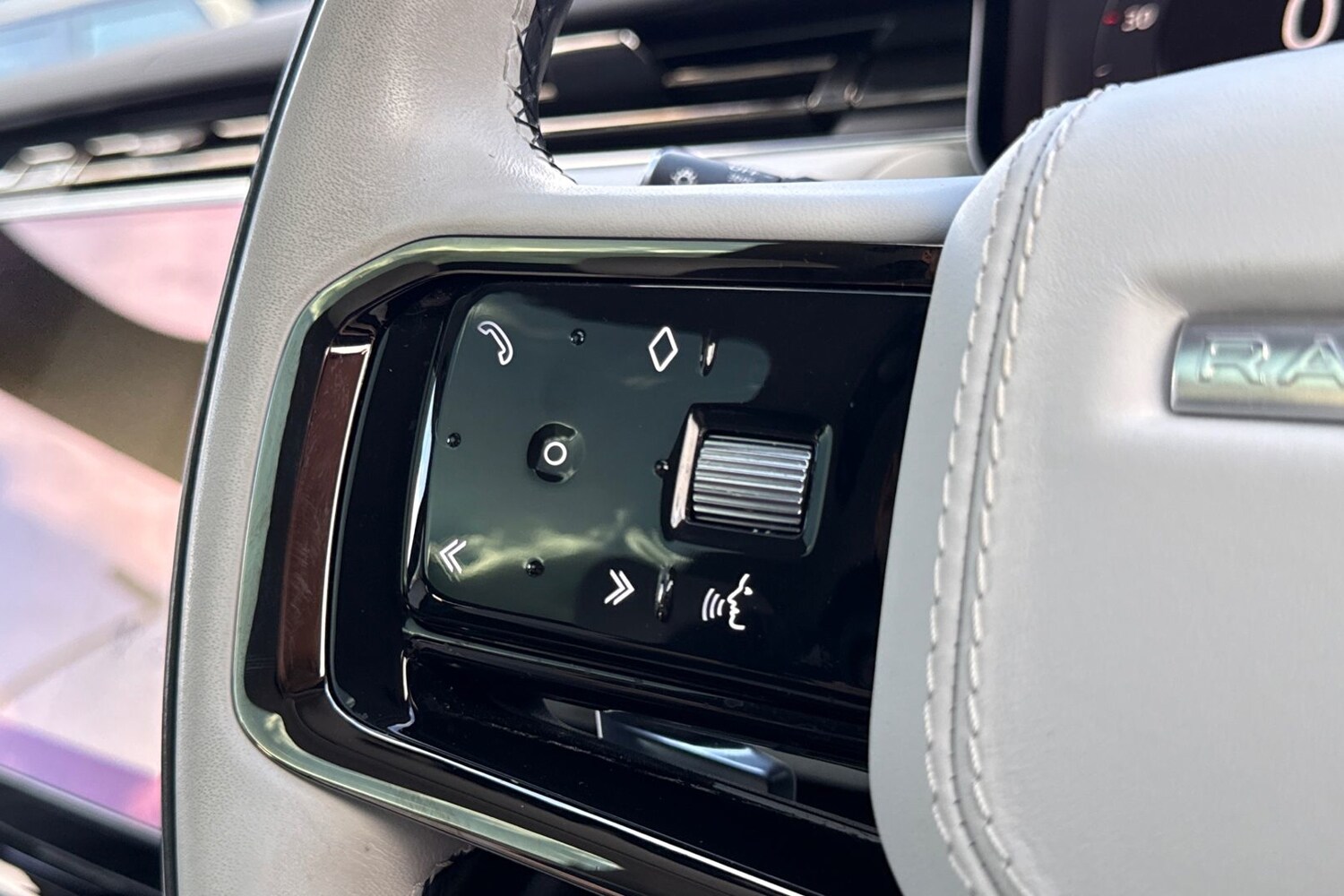 Used Land Rover Range Rover Sport 2023 for sale - 77842797: Photo 45