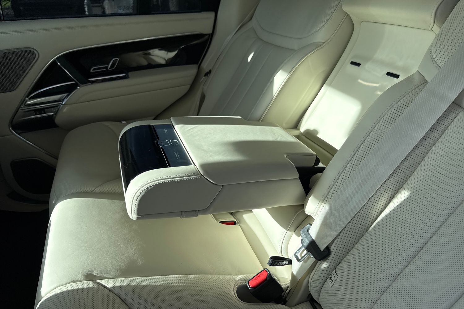 Used Land Rover Range Rover 2025 for sale - 76357630: Photo 27