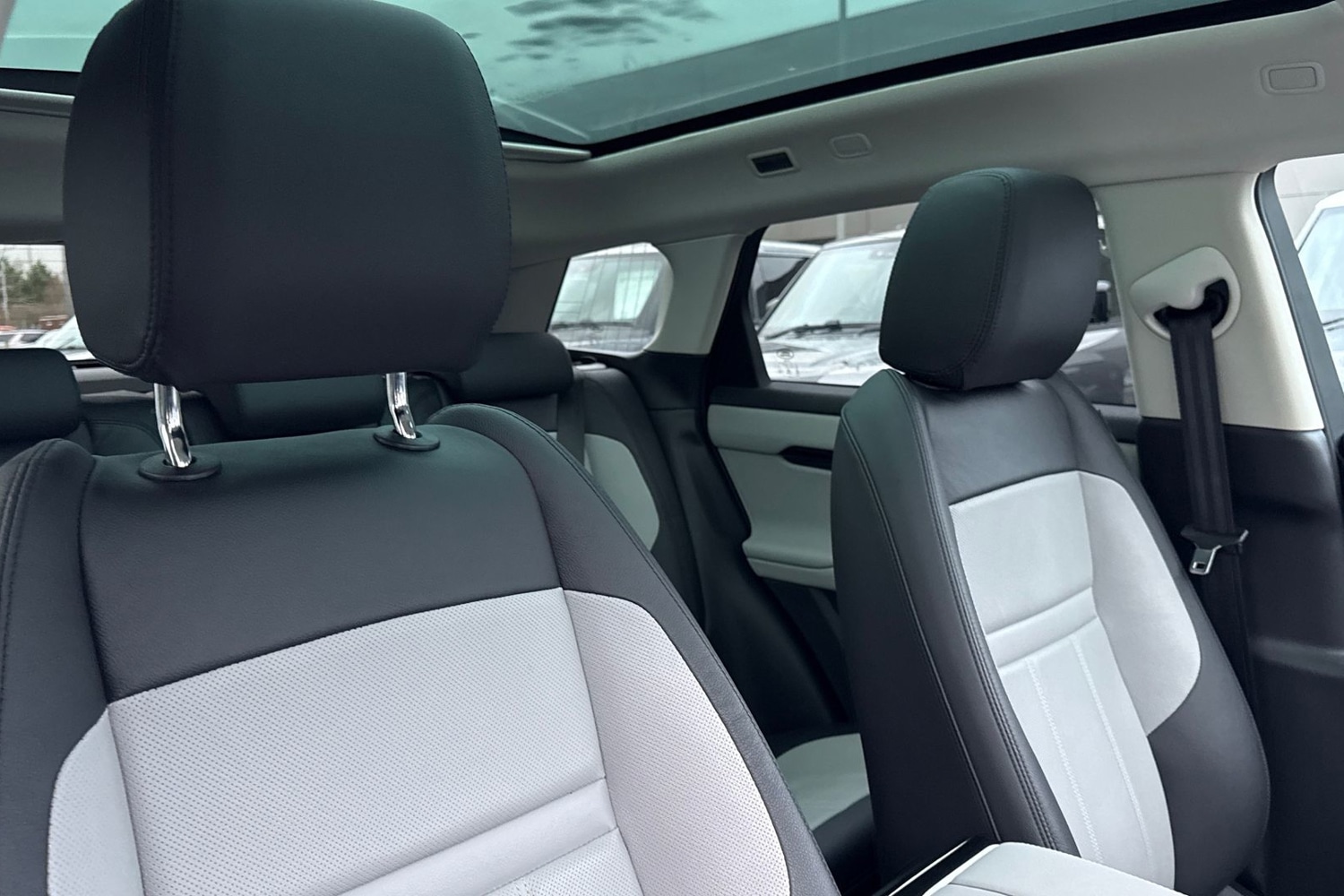 Used Land Rover Range Rover Evoque 2023 for sale - 76876041: Photo 22