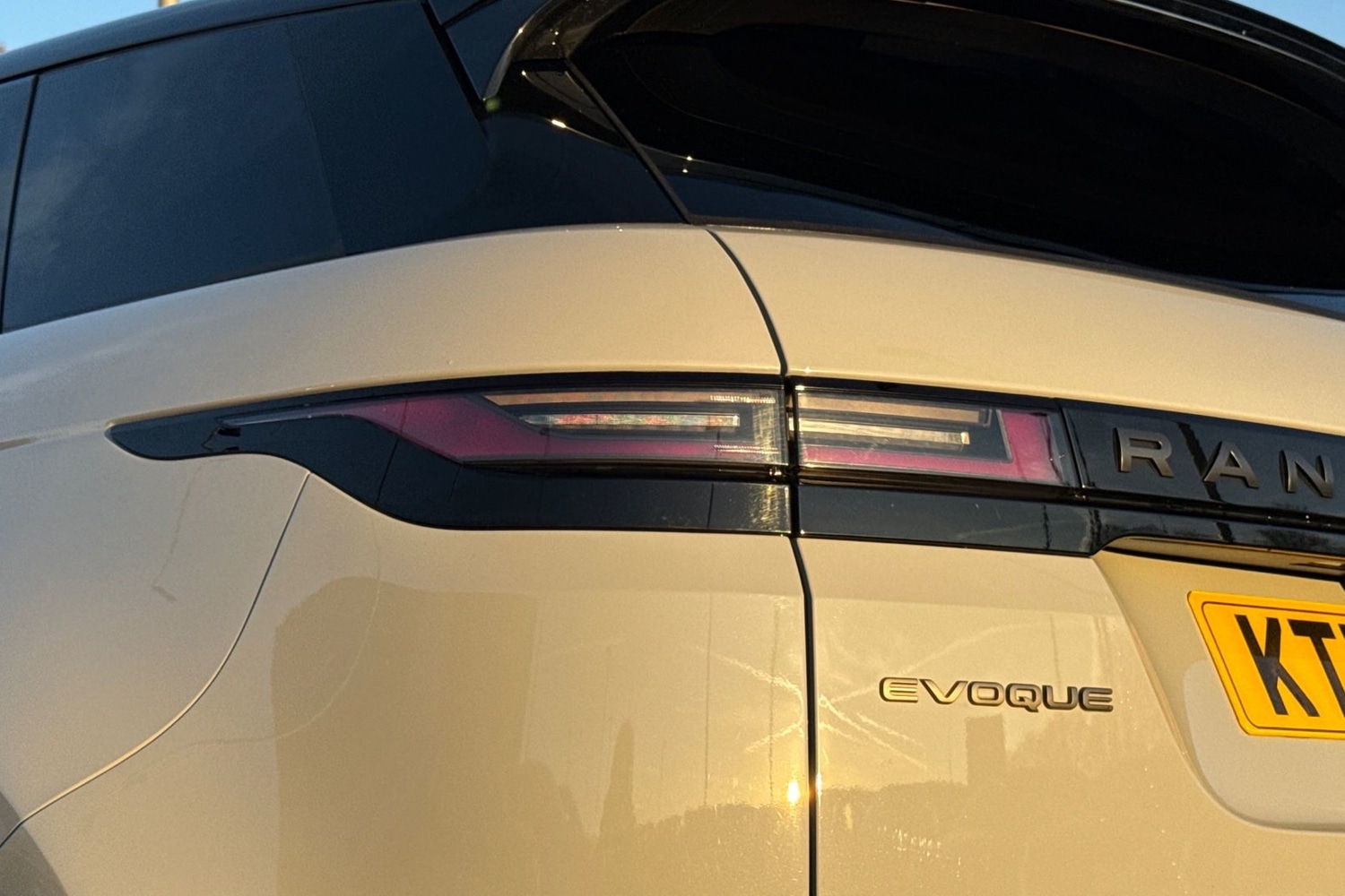 Used Land Rover Range Rover Evoque 2023 for sale - 76929162: Photo 19