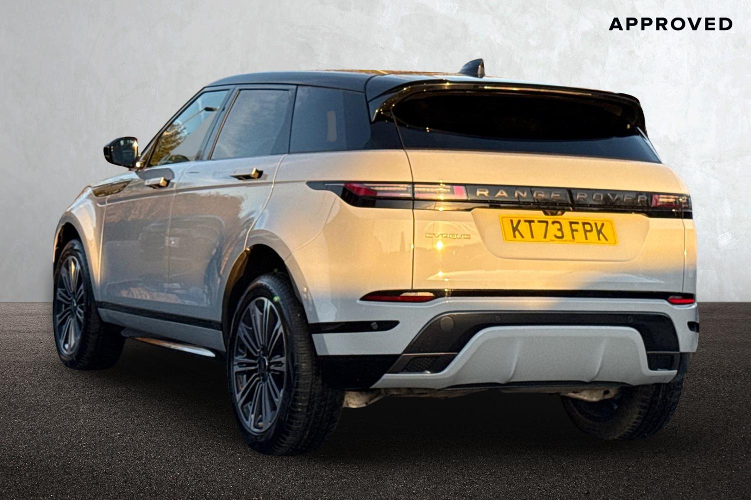 Used Land Rover Range Rover Evoque 2023 for sale - 76929162: Photo 2