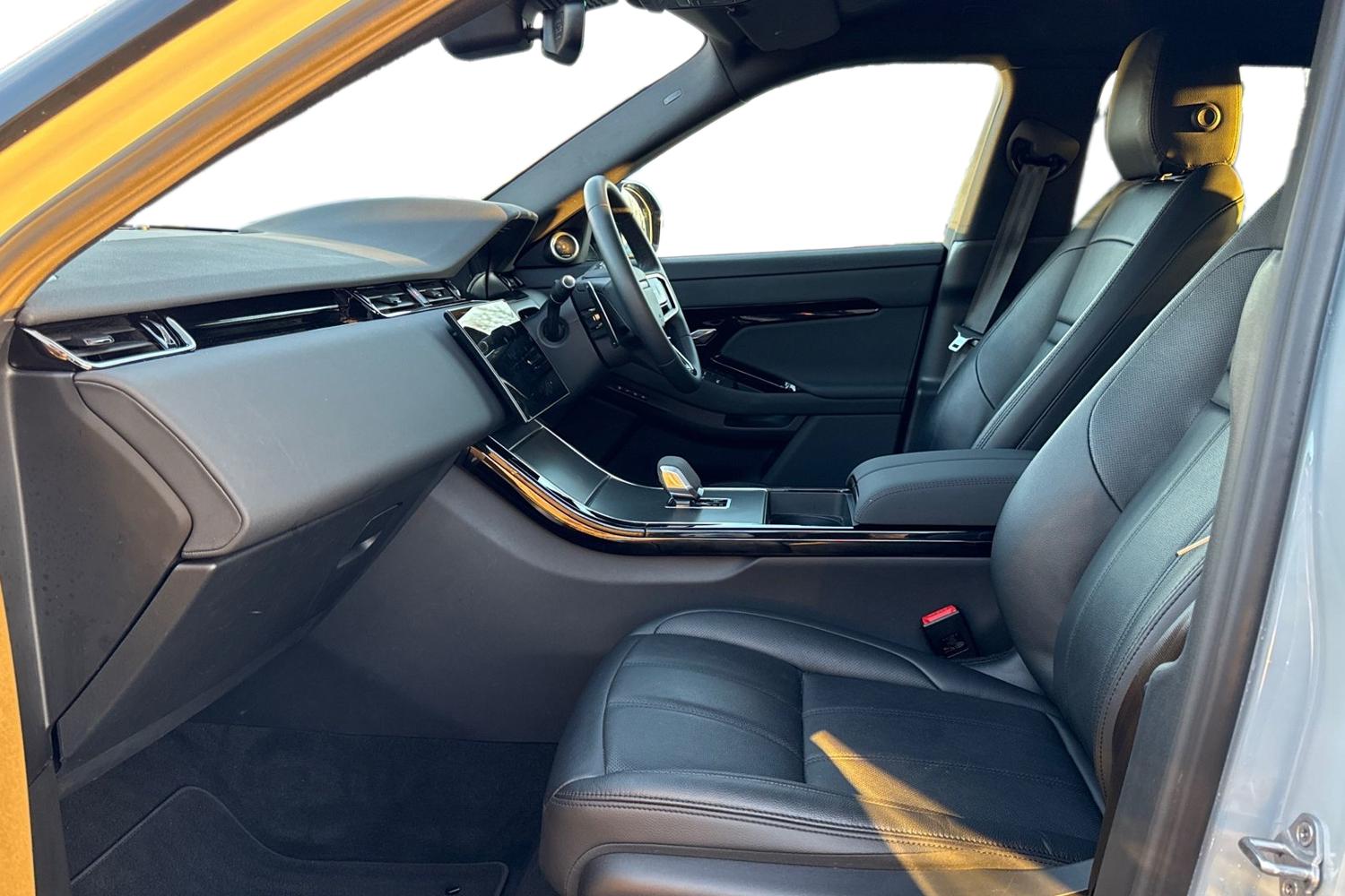 Used Land Rover Range Rover Evoque 2023 for sale - 76929162: Photo 3