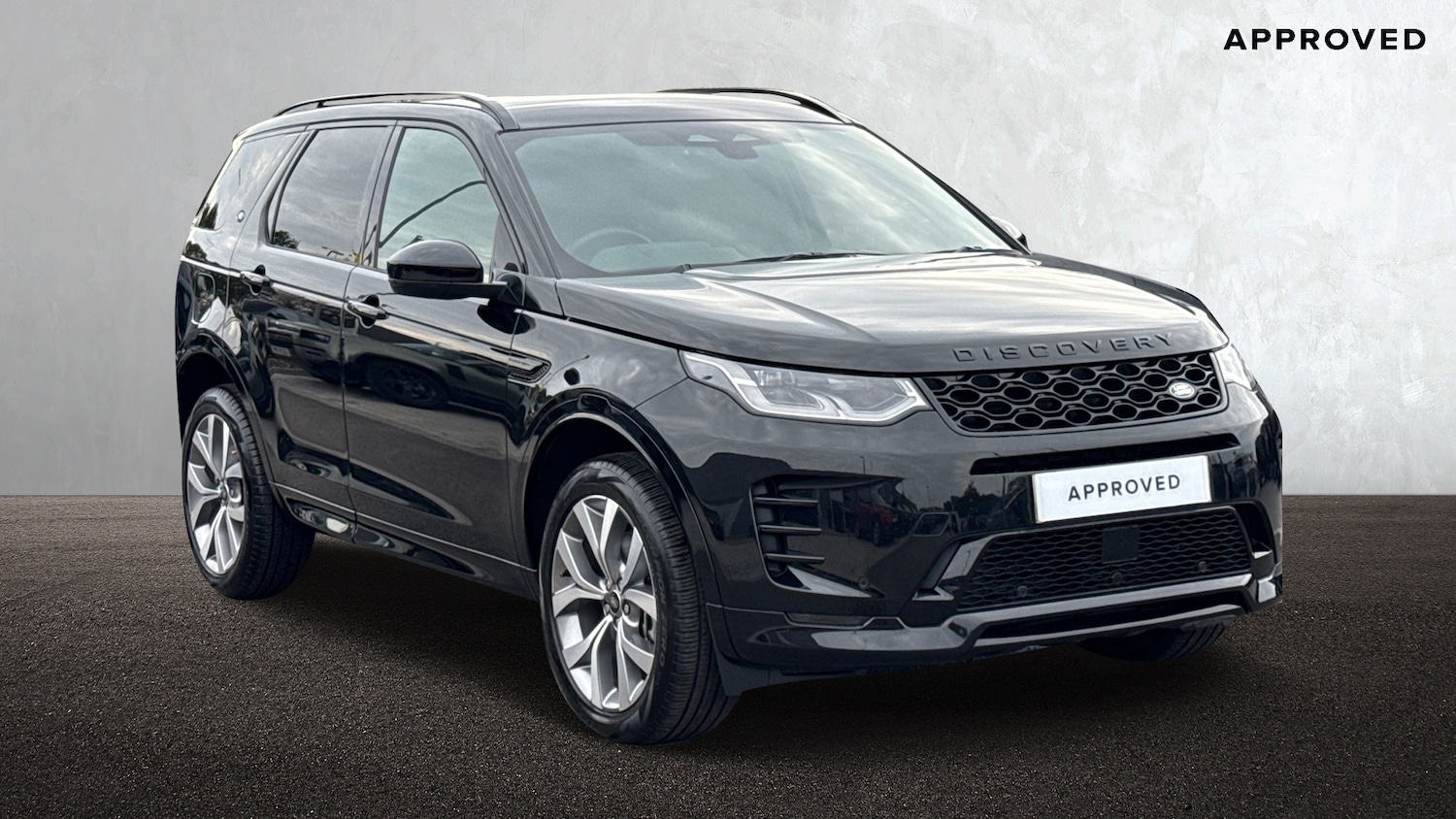 Used Land Rover Discovery Sport 2024 for sale - 76128622: Photo 1